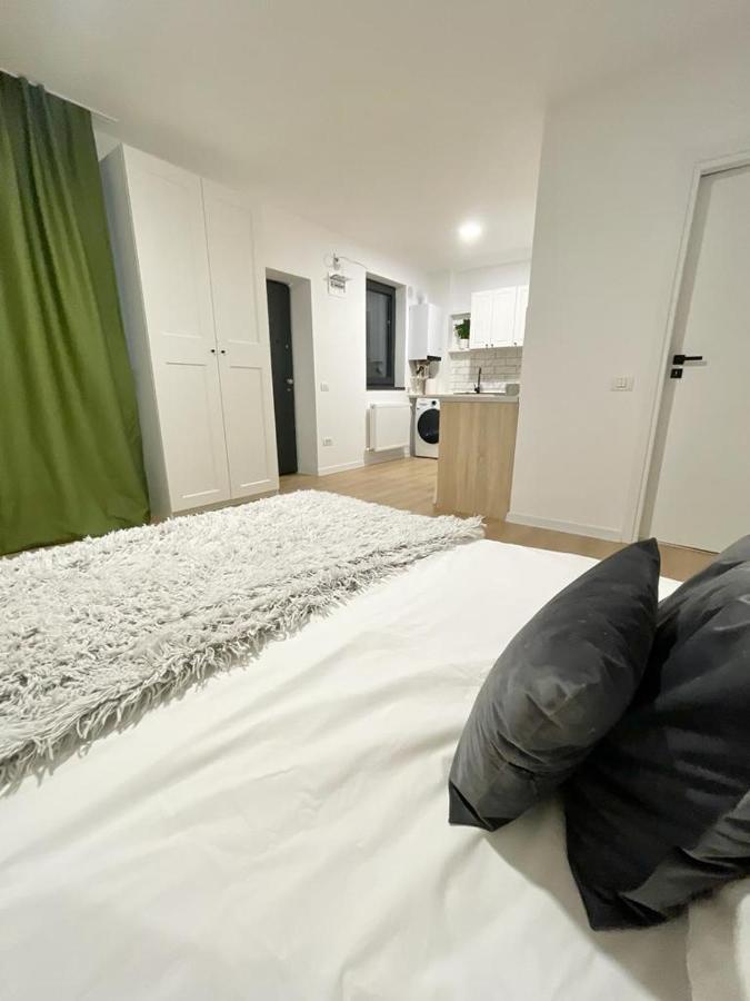 Sky Residence Airport Therme Otopeni 1 מראה חיצוני תמונה