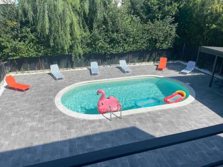 Sky Residence Airport Therme Otopeni 1 מראה חיצוני תמונה